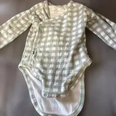 コニー　グリーンチェックロンパース