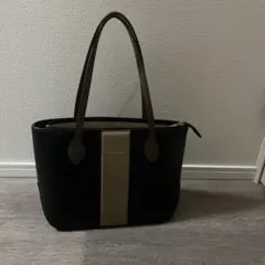 アンドシュエット シンプル　センターライントートバッグのサムネイル