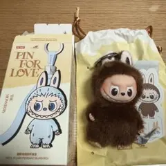 【正規品】 labubu PIN FOR LOVE イニシャル　L ラブブ