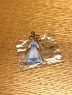 ベル　ディズニー　衣装ガチャガチャ　美女と野獣