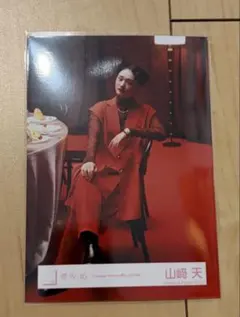 櫻坂46 山﨑天　「Unhappy birthday構文」MV衣装 座り