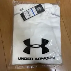 アンダーアーマー　長袖インナー　白　XL 新品　サッカーウェア　コンプレッション