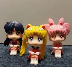 セーラームーン　フィギュア　3体セット
