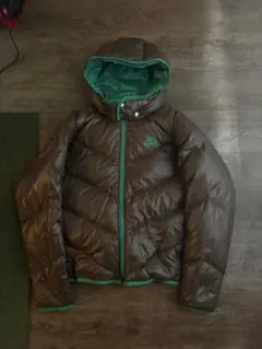Nike ダウンジャケット ブラウン/グリーン