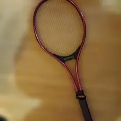 赤 硬式テニスラケット