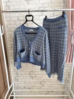 青系チェック柄ニットセットアップ