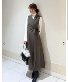 【最安値】snidel Sustainableサイドプリーツテーラードワンピース