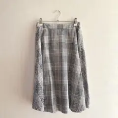 ローリーズファーム 膝丈スカート、チェック柄スカート