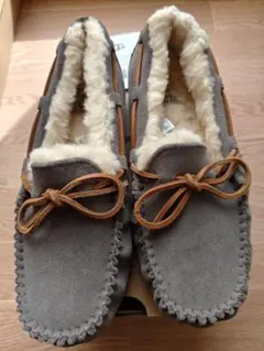 R*n様 UGG　Dakotaモカシン　グレー