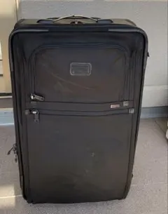 TUMI トゥミ 大容量キャリーケース エクスパンダブル　スーツケース 黒