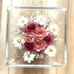 ブリザードフラワーアレジメント　ガラスケース入り