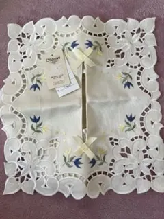 近沢レース店　花柄刺繍 ティッシュ　ボックスカバー レース