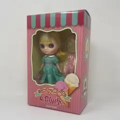 ミディブライス スマイリーワッフル ブライス ドール 輸送箱あり