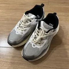 FILA ディサイファー24 メッシュ Grey 22.5 美品のサムネイル
