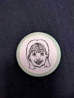 日向坂46 かとし画伯 似顔絵缶バッジ 松田好花