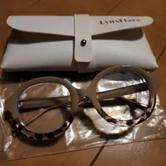 Item thumbnail for item 2c86ec97-a010-42f6-a78b-693d83ea5c23