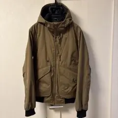【値下げ！】Volcom SCOUT V S1 フード付きジャケット 中綿入り