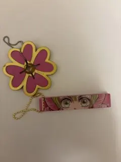 鬼滅の刃 甘露寺蜜璃キーホルダー 2種セット