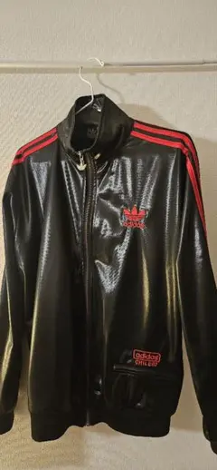 adidas CHILE62 ジャージ 上下セット L ブラック レッド 光沢