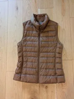 ウルトラライトダウンベストブラウン Mサイズ