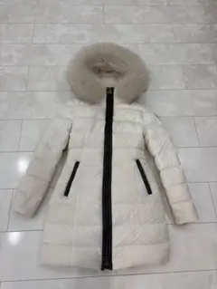 2026年最新】mackage 白の人気アイテム - メルカリ