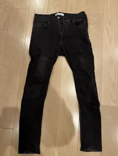 ZARA スキニーブラックデニム EU40 US30