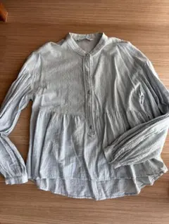 もん様　ZARA 長袖シャツ ライトブルー　xs