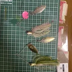 スピナーベイト デラスピン1/4ozスーパーイラプション1/4oz ジャッカル