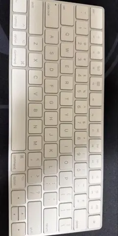 Apple純正ワイヤレスUS配列キーボードmagickeyboard