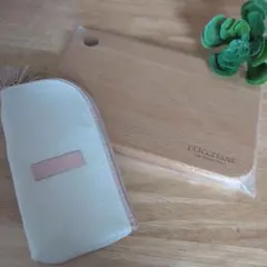 L’OCCITANE オリジナルマルチウッドボード　ポーチ