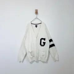 GAPロゴ バーシティ カーディガン　ユニセックス　Ｖネック　フロントワッペンのサムネイル