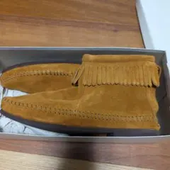 MINNETONKA 新品未使用フリンジバックジッパーブーツ 23cmのサムネイル