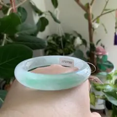 翡翠バングル 帝王緑 飄花翡翠バングル ヒスイ 天然翡翠 高品質 透明感
