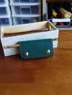 本革！！使い慣れた基本のキーケースやっぱり手に馴染みます!!