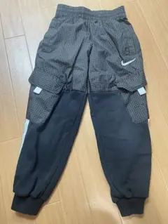 NIKE キッズ　ロングパンツ　7〜8歳　130 140