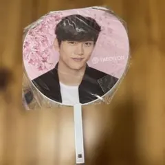 Item thumbnail for item b22db107-6127-420b-b2c3-105dca2165c1