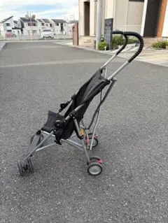 トイザラス　軽量 コンパクト ベビーカー バギー ブラック【引取り限定】のサムネイル