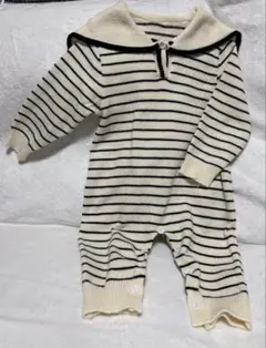 セーラー襟付きストライプニットロンパース