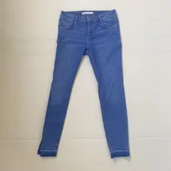 ZARA ザラライトブルースキニーデニム