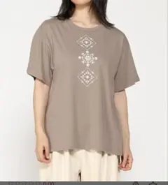 サマンサモスモス 刺繍Tシャツ　半袖Tシャツ　ベージュ　モカ　茶　綿　sm2のサムネイル