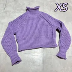 H&M 綺麗なラベンダーカラー　ハイネック　ニット
