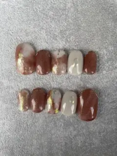 Item thumbnail for item ab2c2025-4e73-4d6b-b299-67a3cb57995c