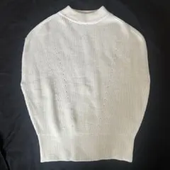 レディース　GUホワイト リブ編み オーバーサイズニットベスト　M ジーユー