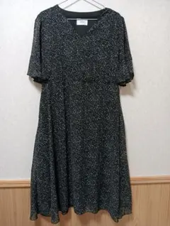 ‪☆‪ハグユー 小花柄 ワンピース ブラック XL HUG.U☆