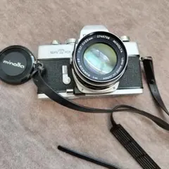 MINOLTA　Camera　SRT101のサムネイル