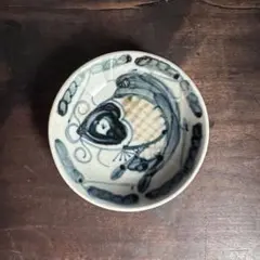余宮隆 絵付け皿 鳥 酉年 個展限定作品 希少 作家もの 未使用② 余宮隆 絵付け皿 鳥 酉年 個展限定作品 希少 作家もの 未使用② - メルカリ