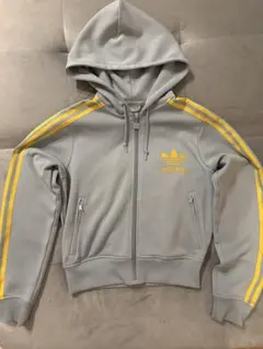 adidas originals トラックジャケット