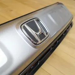 フリード クロスター e:HEV 純正フロントアッパーグリル フリード クロスター e:HEV 純正フロントアッパーグリル - メルカリ