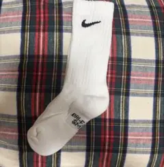 １セット　NIKEスニーカーソックス　21〜23センチのサムネイル