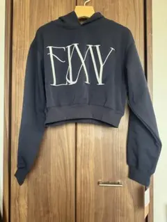 〖 新品 〗タグ付エイミーイストワール クロップド丈パーカー　ネイビー　Fサイズ